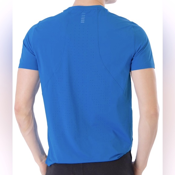 Short Sleeve Top - Picture 2 of 3